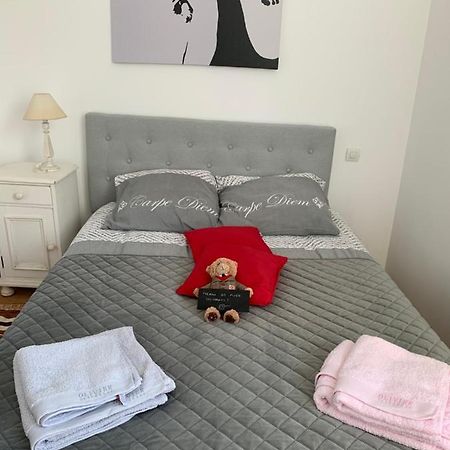 Les Chambres D'Hotes De Ranes Bagian luar foto